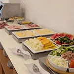 Medium Claramar Hotel