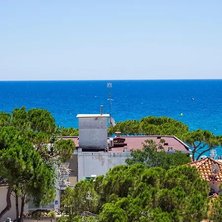 Claramar Hotel 3*