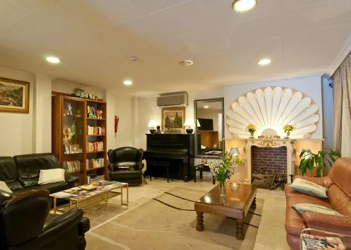 Hotel Medium Claramar