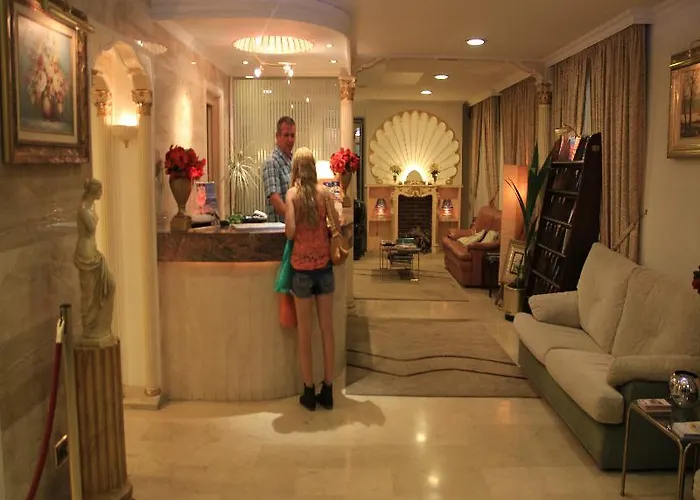 Hotel Medium Claramar